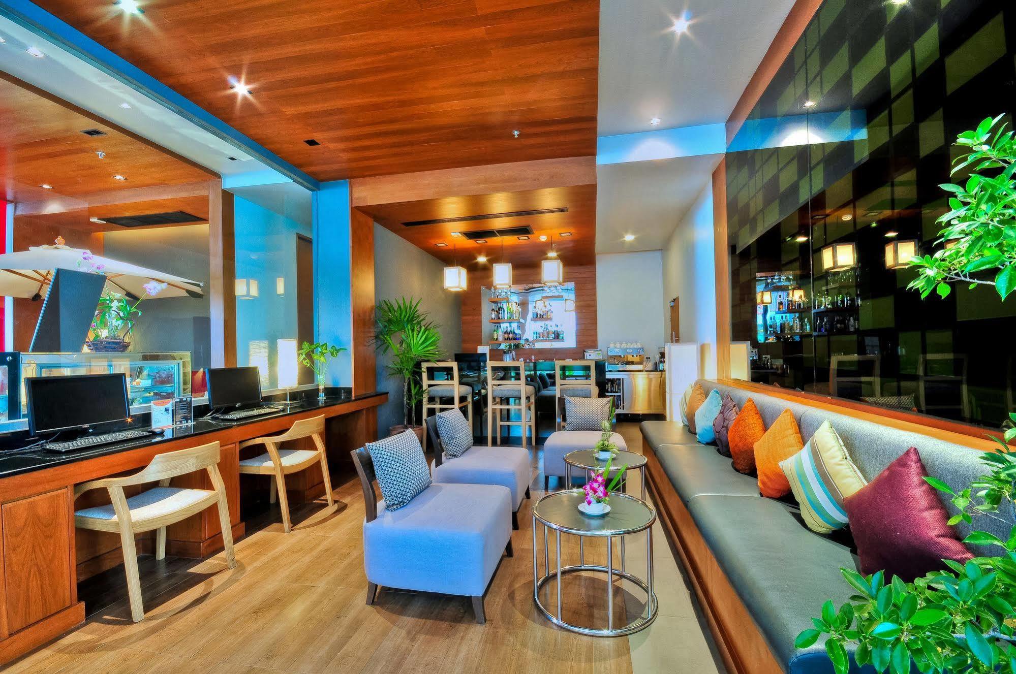 Ashlee Heights Hotel Patong Экстерьер фото